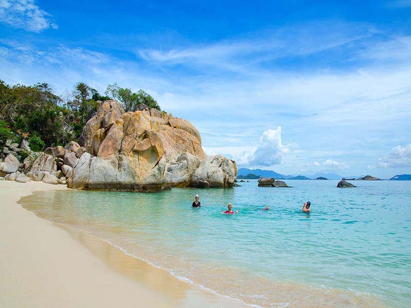 Sài Gòn – Ninh Thuận 2 chiều 
